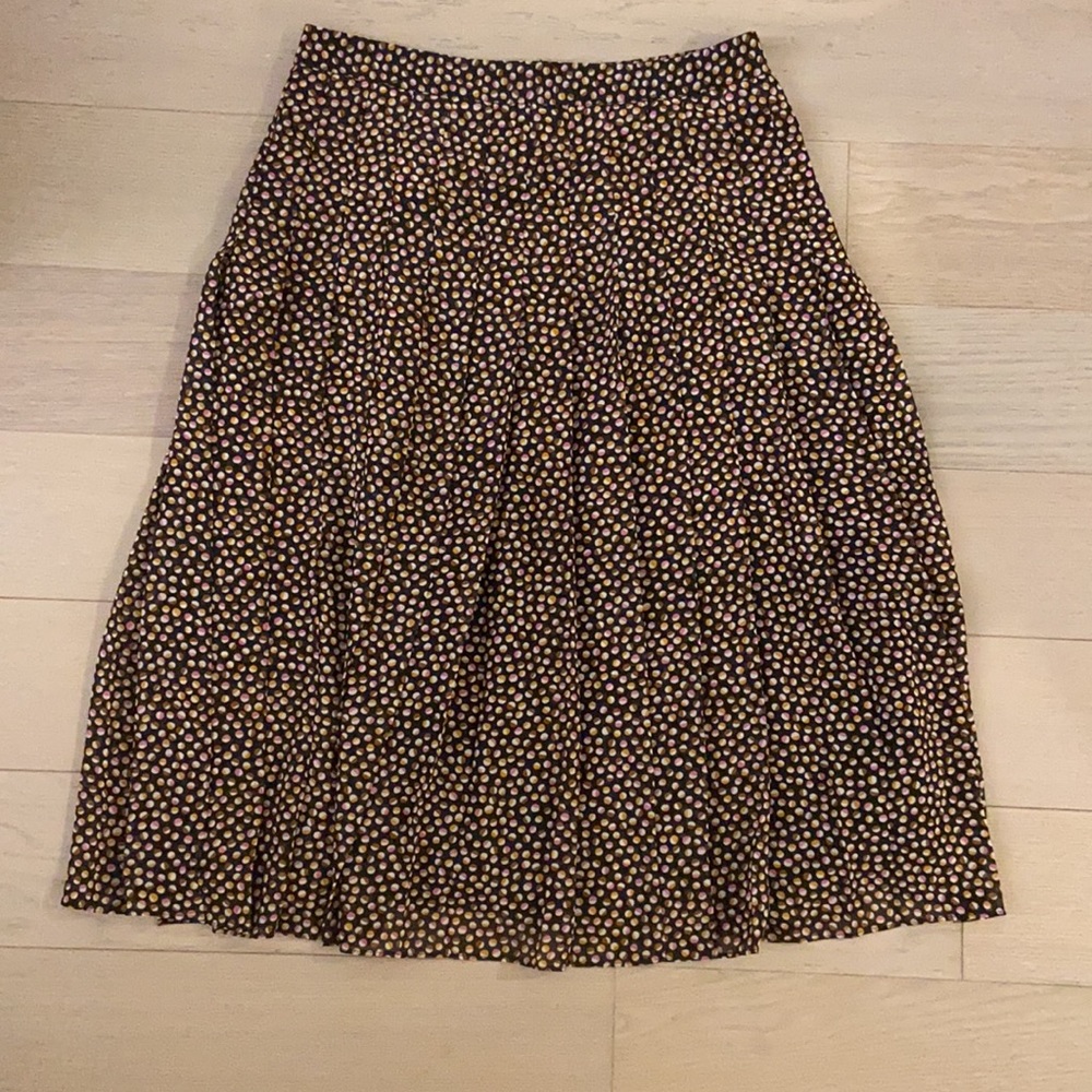 Ann Taylor pleated skirt